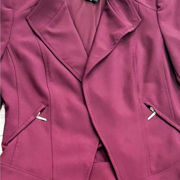 White House Black Market Burgundy Pencil Skirt w/ moto open front blazer 4P - Picture 3 of 13
